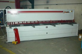 Baykal HGL 3700x6 Hidraulikus táblalemez olló