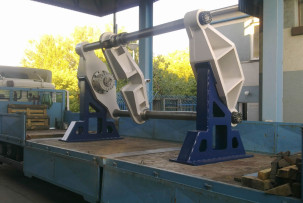 Railway wheel up and down stamping press